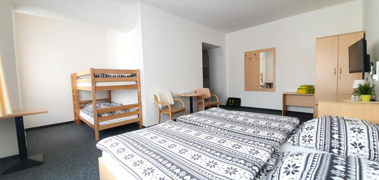 Hôtel Kulturhaus Bettenhausen à Rhonblick Extérieur photo